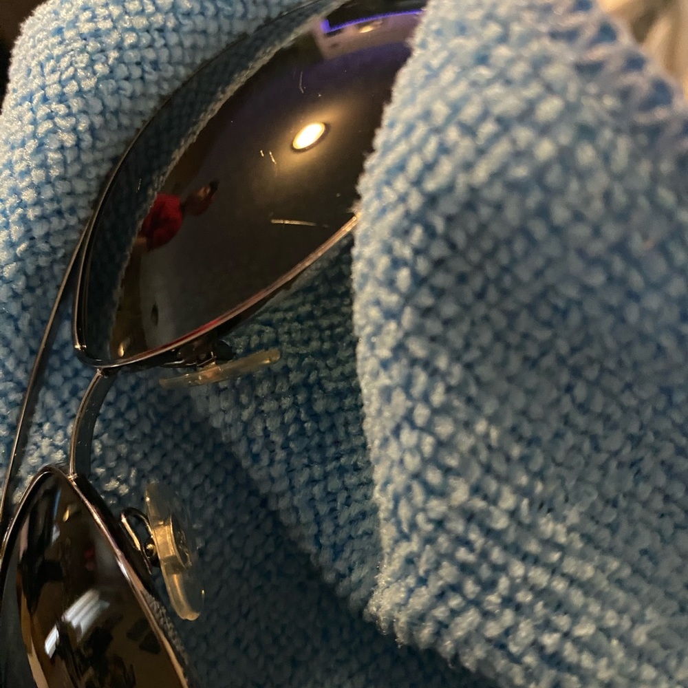 Ray-Ban Polarized Sunglasses - Picture 6 of 10